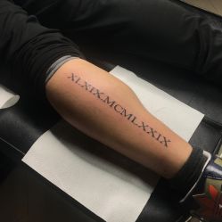 -SNOW TATTOO STUDIO