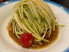 三捣芥汁葫芦丝-殷式·私房烧烤·羊蝎子火锅(什刹海店)