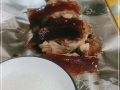 -东方之猪四更烤乳猪(金垦总店)