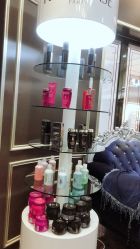 -八佰伴8008星级形象店