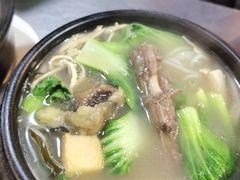牛尾丸子砂锅-清真·穆萨砂锅(大皮院店)