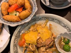 -大头虾越式风味餐厅(光明广场店)