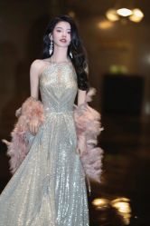 点击看大图 -LOVINA洛维娜婚纱礼服