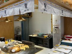 -赶海部落海鲜城(海阳路店)