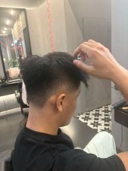 -老肖男士理发店