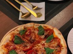 玛格丽特披萨-FUTURE BAR(岭南天地店)