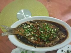 红烧鳊鱼-阿马土菜馆