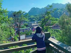 -百里峡七彩艺术小镇
