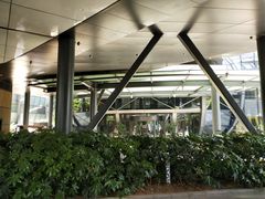 -上海滴水湖皇冠假日酒店