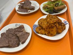 -德元兰州纯汤牛肉面(龙阳路店)