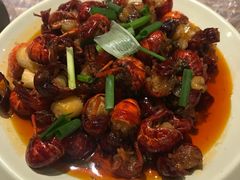 -巴厘龙虾·榜首油焖大虾(音乐学院·沿江酒馆店)