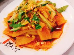 -三江源活鱼现烤(维多利摩尔城店)
