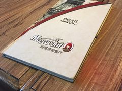 -玛格萝妮(汇智国际商业中心店)
