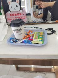 -镁连社·美联社