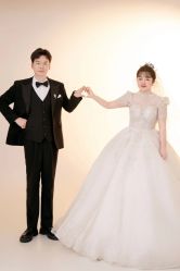 -青禾蒙娜丽莎婚纱摄影(武汉总店)