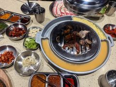 -安小胖韩国烤肉(财富广场画苑小区店)