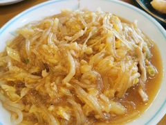 -鹤乡东北菜(崮山路店)