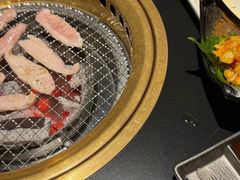 -山川小町·极番烧肉(新地假日广场店)