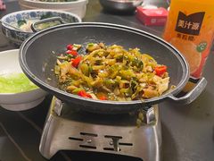 -琥珀老六龙虾(四里河店)