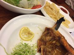 -玛格萝妮比萨屋(四平店)
