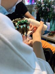 -罗亚帝造型·烫发染发