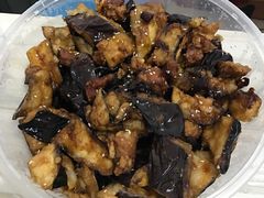 焦糖茄子牛肉粒-桃子餐厅·天津菜(红星路直营店)
