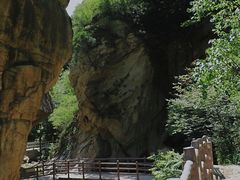 -黑龙潭风景区