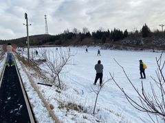 -秦皇古道滑雪场