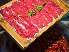 -茅草房·河畔园林火锅