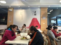 -在蒙自过桥米线