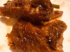 笋干焖狮头鹅掌翼肾煲-七寸飝大饭店(马场店)
