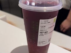 -奈雪的茶(湖滨银泰in77C区PRO店)