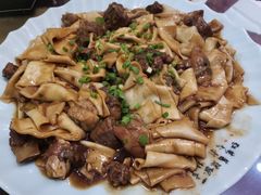 -壹阁胡羊焖饼(特色小吃街店)
