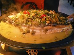 -鸣记脆皮烤鱼·海鲜烤鱼(三八广场店)