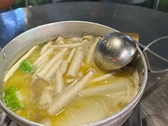 -禄婶鸡煲·打边炉
