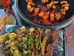 -小辣椒火盆烧烤(温泉南街店)