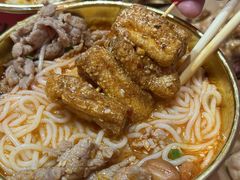 -鹤江桥·红油牛肉粉(SKP店)