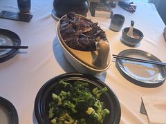 -八府香鸭·啫啫煲(华山路店)