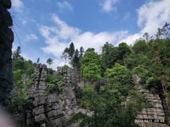 -梭布垭石林景区