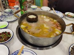 -朴小妹人参鸡汤火锅(长白山万达店)