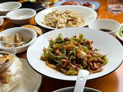 -莲餐厅·湖北菜·潜江小龙虾店(愚园路店)