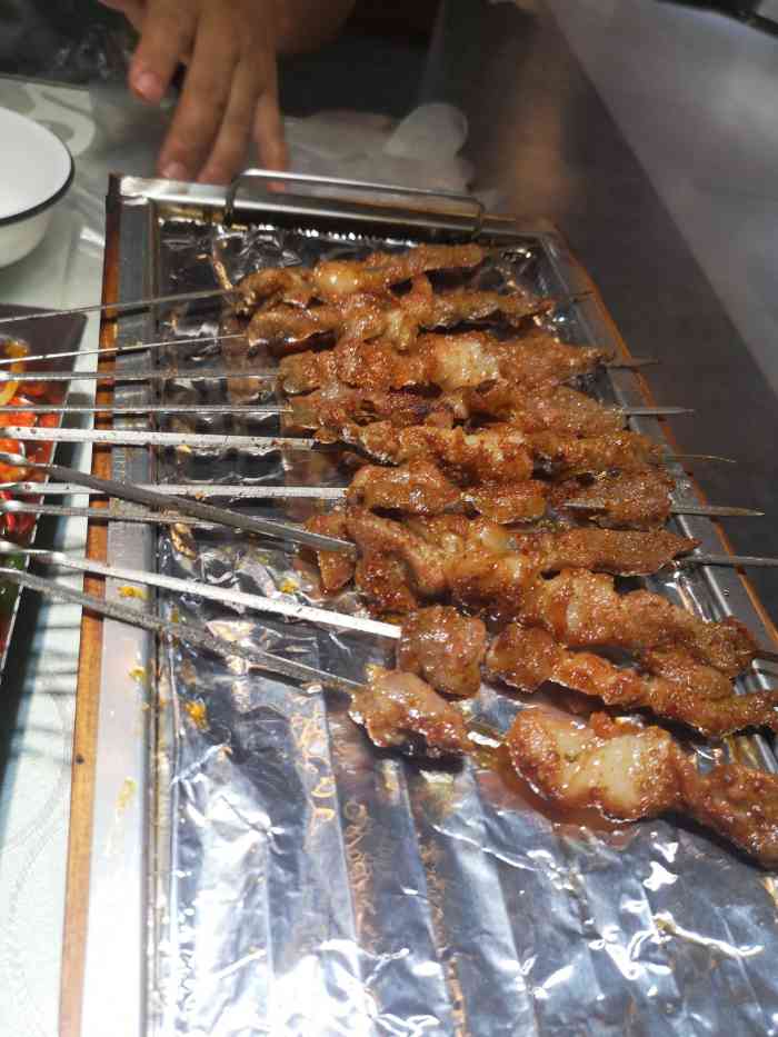 锋味龙虾烧烤-"临时想起来去吃龙虾,到了才发现要预约,店.