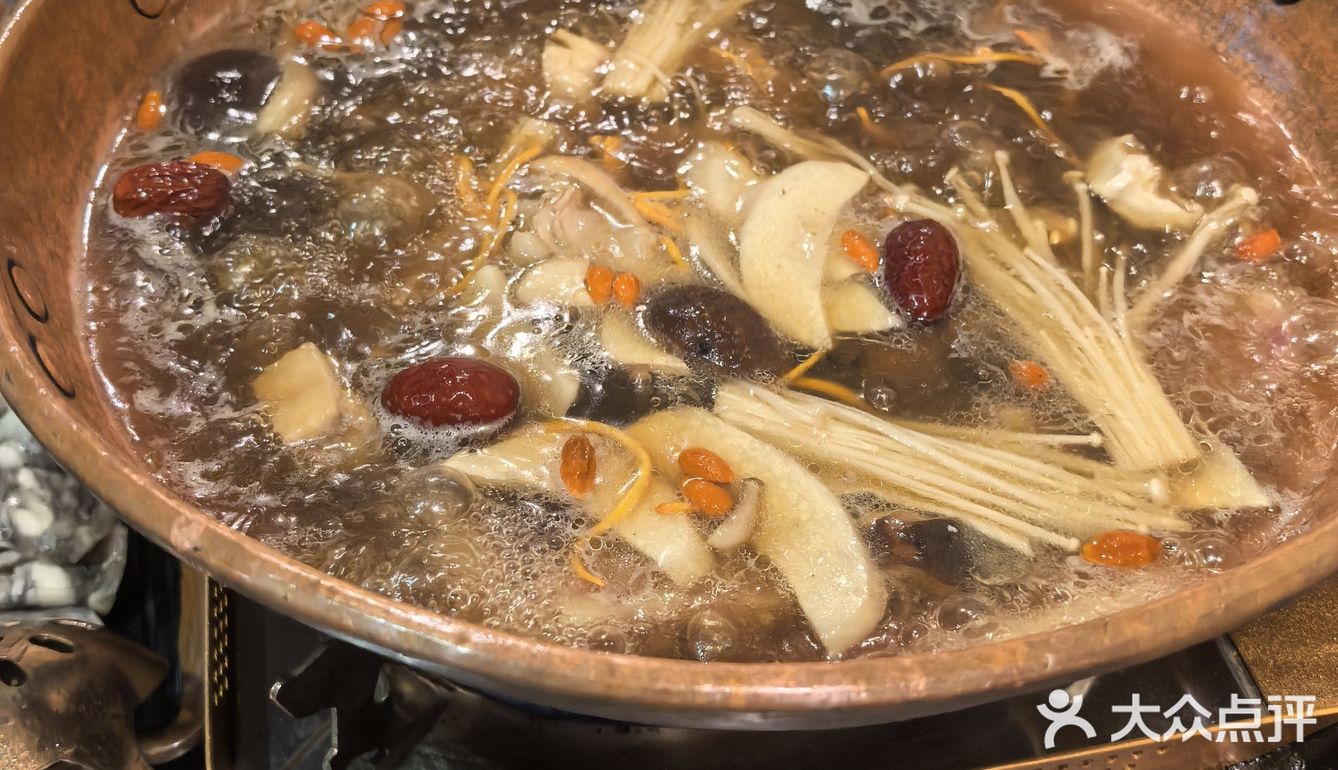 望云滇·云南味·酸汤鲜牛肉火锅 第二次来吃
