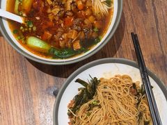 -弄堂咪道-饭香·面香·馄饨香(钦州北路田尚坊店)