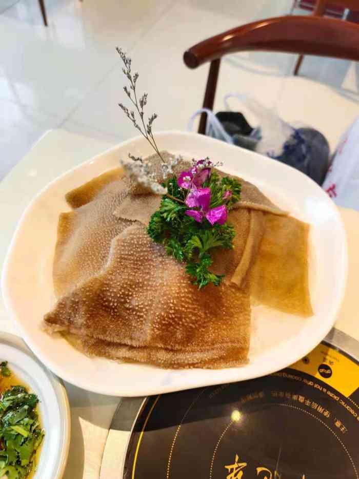 老毕肥牛海鲜火锅(长兴岛理想家园店)-"吃完了才想起来拍照,6个大人一