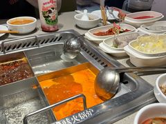 -海底捞火锅(金山百联店)