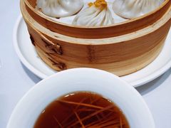 蟹粉小笼包-新吉士·上海菜(浦东LCM置汇旭辉店)