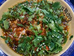 冒脑花-马路边边串串香(双井直营店)