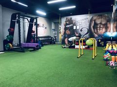 -征成健身连锁私教工作室(九公里店)