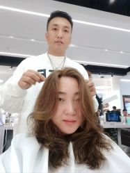 -Z.X HAIR SALON张新美业